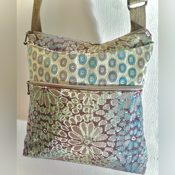 Maruca Handbags - MARUCA Design ‘Spree’ Crossbody Bag